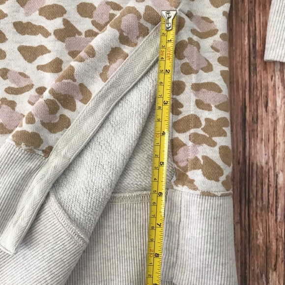 AERIE LEOPARD PRINT SWEATSHIRT - Picture 4 of 11